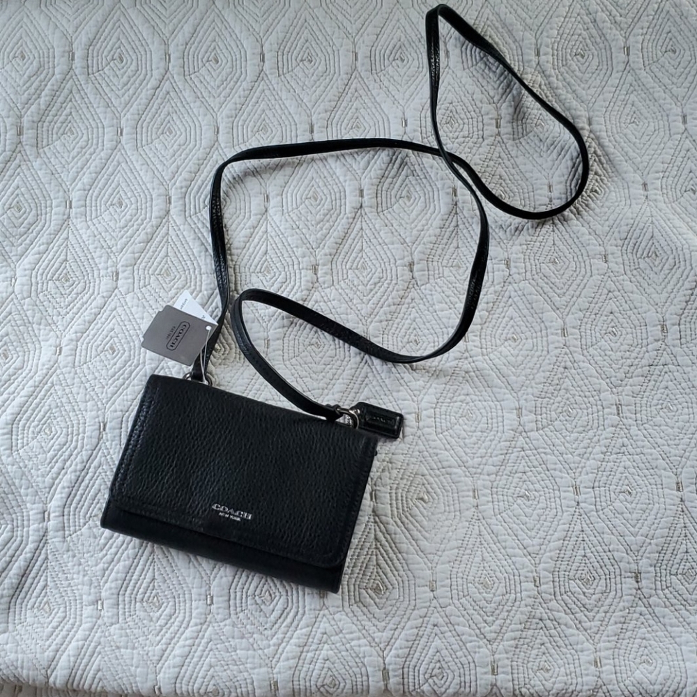 Coach wallet crossbody